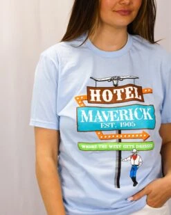 Maverick Hotel T-Shirt -Johny Clothing Shop 0D6A3130 0a842e94 25d5 4323 bd27 e37126330a19
