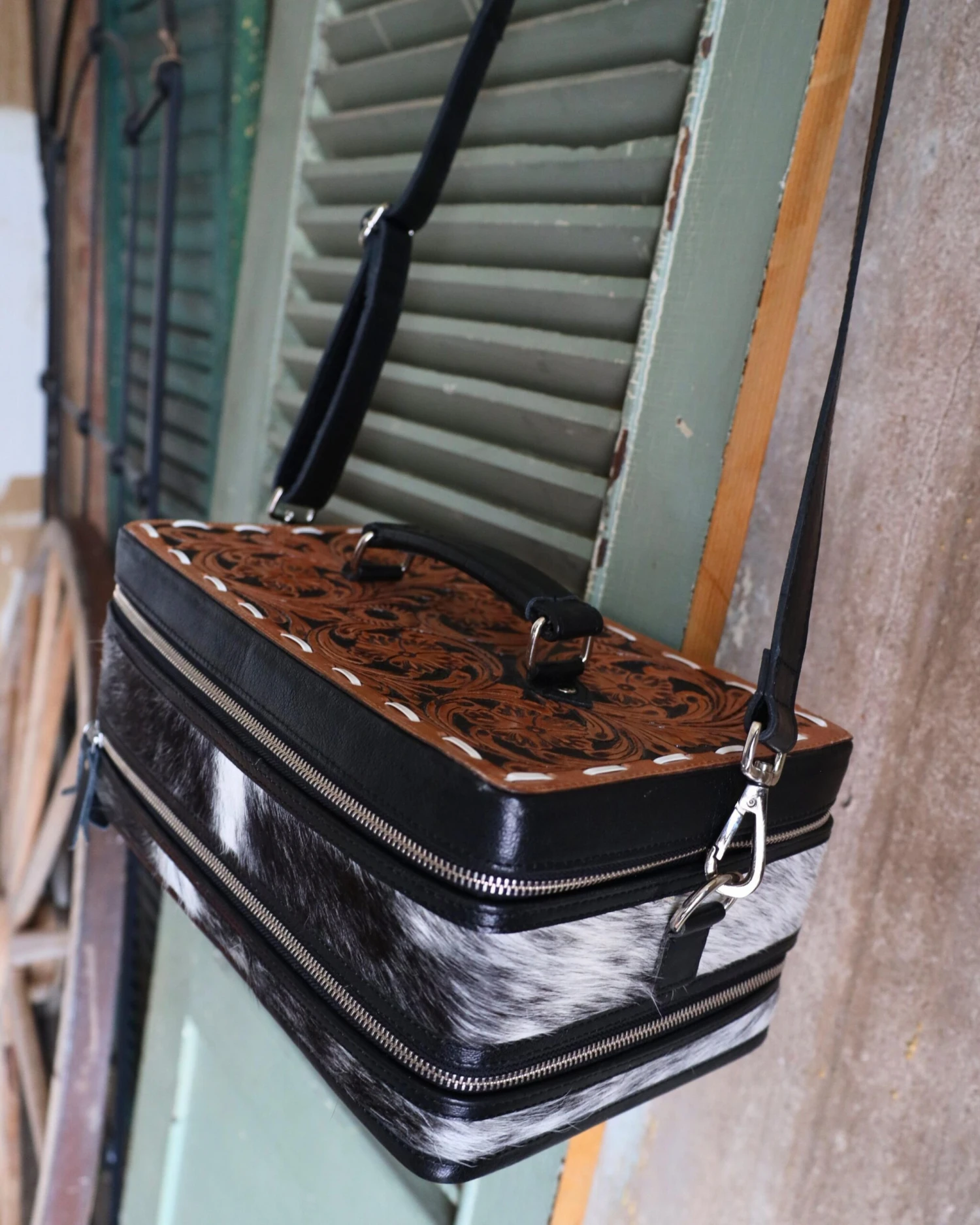 VINTAGE COWGIRL CASES JEWELRY DOUBLE DECKER CASE 8 VINTAGE COWGIRL CASES JEWELRY DOUBLE DECKER CASE - Image 8