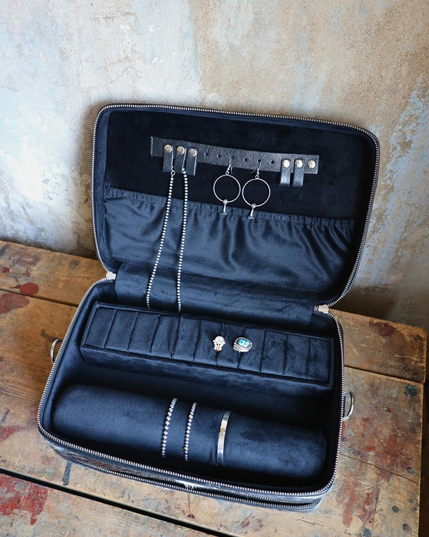 VINTAGE COWGIRL CASES JEWELRY DOUBLE DECKER CASE 10 VINTAGE COWGIRL CASES JEWELRY DOUBLE DECKER CASE - Image 10