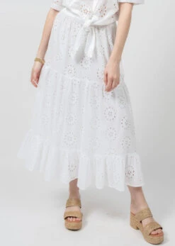 IVY JANE EYELET TIERED SKIRT -Johny Clothing Shop 550008 3 800x1125 1