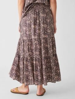 Faherty Valentina Skirt -Johny Clothing Shop HOL22 faherty womens WBH2216 MKF VALENTINA SKIRT MIDNIGHT KURALA FLORAL back 1 2000x c211dce9 81d6 4846 b369 c75629b93bce