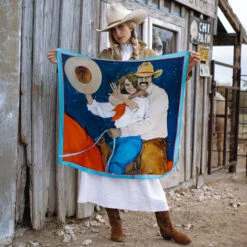 A LITTLE ROMANCE 35X35 SCARF