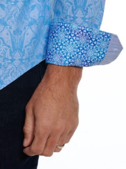 ROBERT GRAHAM HIGHLAND LONG SLEEVE WOVEN SHIRT- LIGHT BLUE -Johny Clothing Shop RSA221000CF HIGHLAND LIGHT 20BLUE 07 600x d0f2d39f 26d8 49d8 9179 87cefedd2cbb