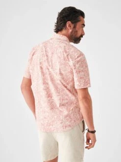 Faherty Short-Sleeve Stretch Playa Shirt -Johny Clothing Shop SP23 faherty mens MWS2306 CTP SS STRETCH PLAYA SHIRT CORAL TILE PRINT back 1 2000x edb689b4 8e8e 47a5 ad32 d1cbe8312f10