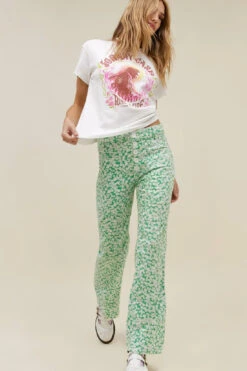 DAYDREAMER JOHNNY CASH RING OF FIRE TEE -Johny Clothing Shop T1360JOH776 JOHNNYCASHRINGOFFIRETOURTEE ECOMMCROPPED 1 1100x 6068bdde 605c 48e9 ad61 1274b581231e