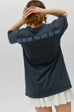 DAYDREAMER SHANIA BOOTS BEEN UNDER TEE 6 DAYDREAMER SHANIA BOOTS BEEN UNDER TEE -Johny Clothing Shop T1562SHA611 VNBLK SHANIABOOTSBEENUNDERMERCHTEE ECOMMCROPPED 3 1100x c784392c 1122 4f43 9933 81bcc5049312