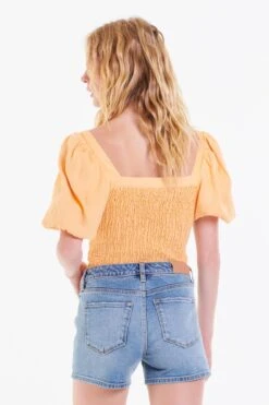 DEAR JOHN PEIGHTON PUFF SLEEVE TOP CREAMSICLE -Johny Clothing Shop TSH10013CSI BACK 1800x1800 cc7906bb 4334 415e 8215 cefa2b283e3e