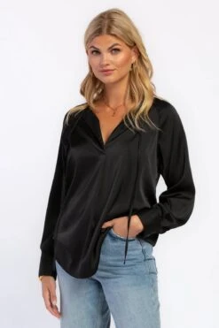 VELVET HEART RIVER BLOUSE 7 VELVET HEART RIVER BLOUSE -Johny Clothing Shop velvet heart river black blouse tops 29860584030269 1800x1800 4615b283 7945 4811 8f89 a90d64e7fab9
